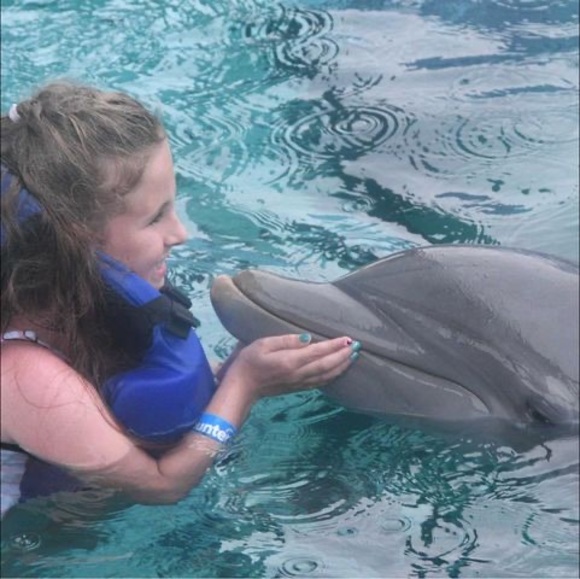 Meet your Posher, Kimberly - Picture 1 of 1